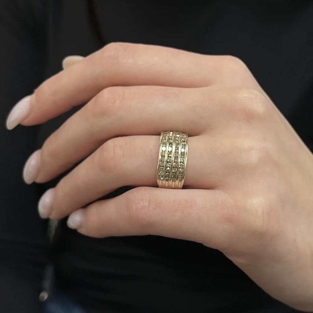 1.00cttw Round Cut Diamond Ladies Band Ring 10k Yellow Gold Size 7.25